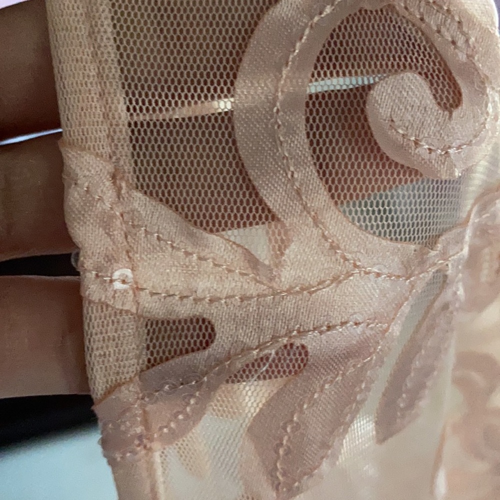 Dress - Picture 6 of 6